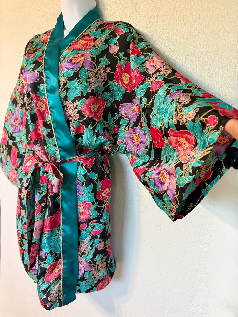 Vintage Interludes by Cira Oriental Floral Poppies Satin Dressing Gown Robe Sz M